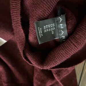 Tahari marino wool sweater